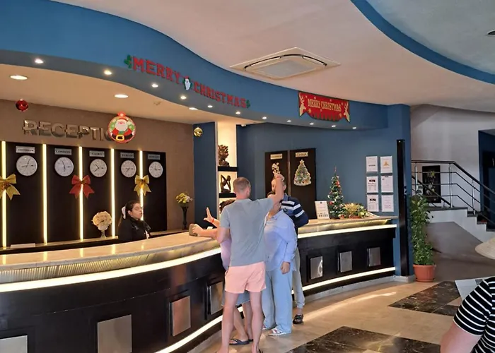 Front 2br At Elkarma & Aqua Park Apartman Gurdaka